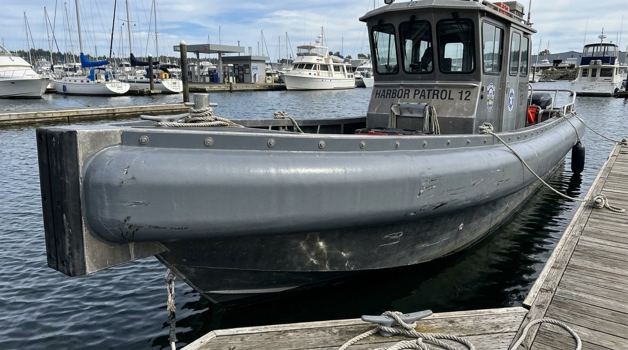 Commercial vessel docking