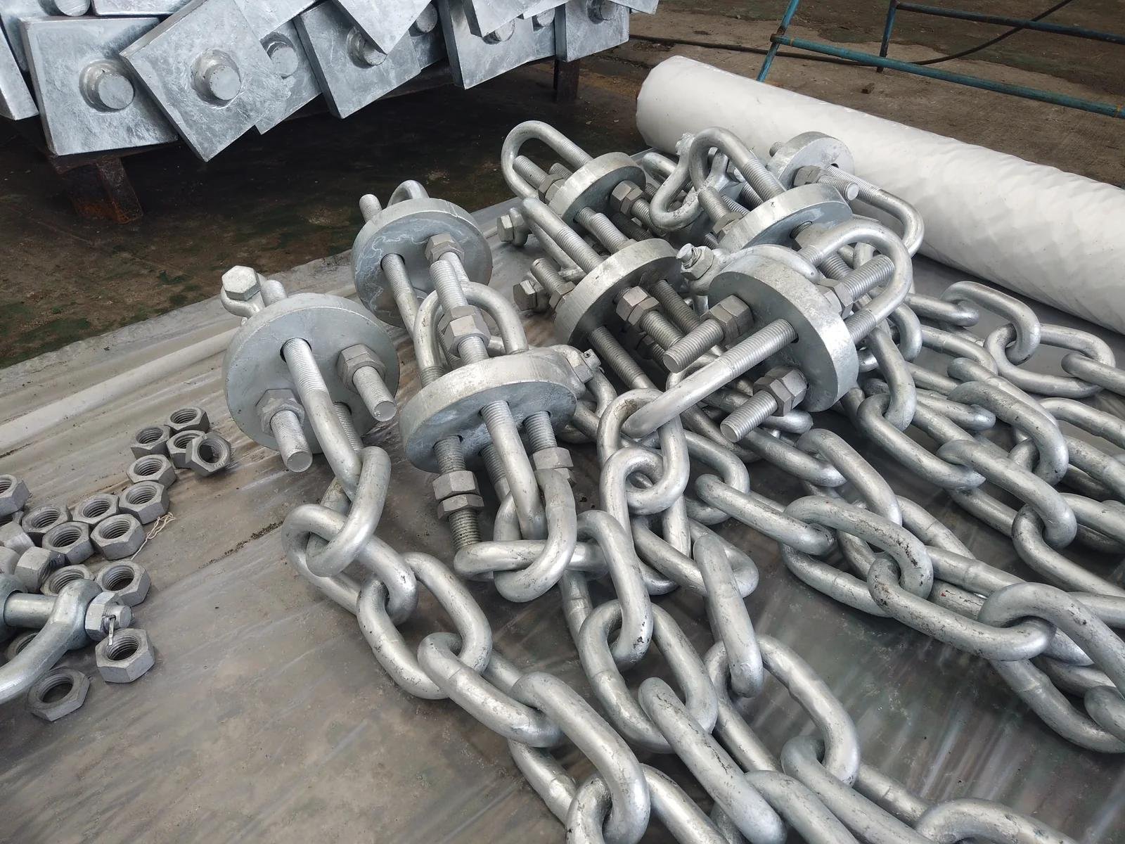 Galvanized fender chain assemblies with tensioners and fixing plates